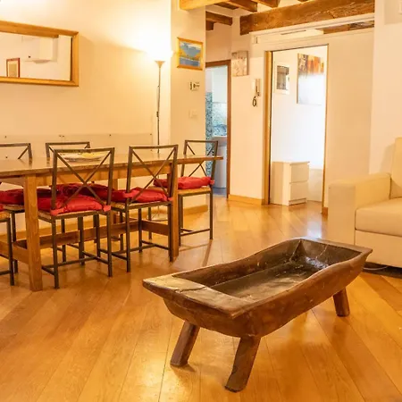 Chiesa Apt - Dolcevita Holiday Apartman