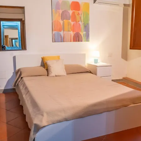 Chiesa Apt - Dolcevita Holiday Apartment *
